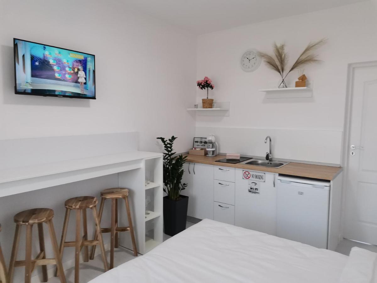 Casuta Cu Tei Villa Nagyvárad Kültér fotó