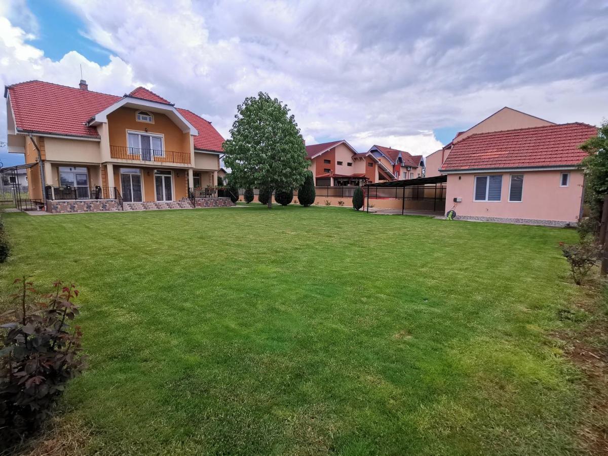 Casuta Cu Tei Villa Nagyvárad Kültér fotó