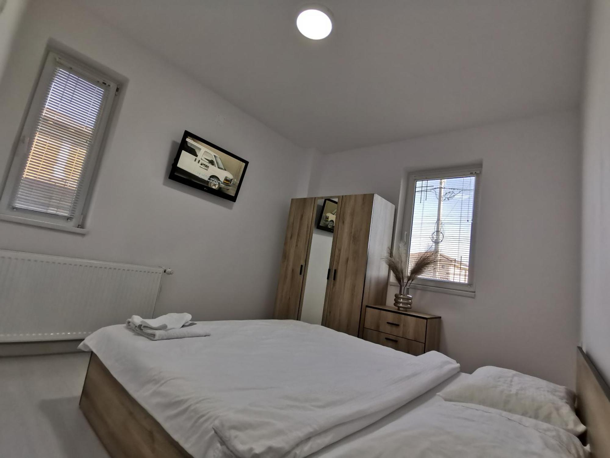 Casuta Cu Tei Villa Nagyvárad Szoba fotó